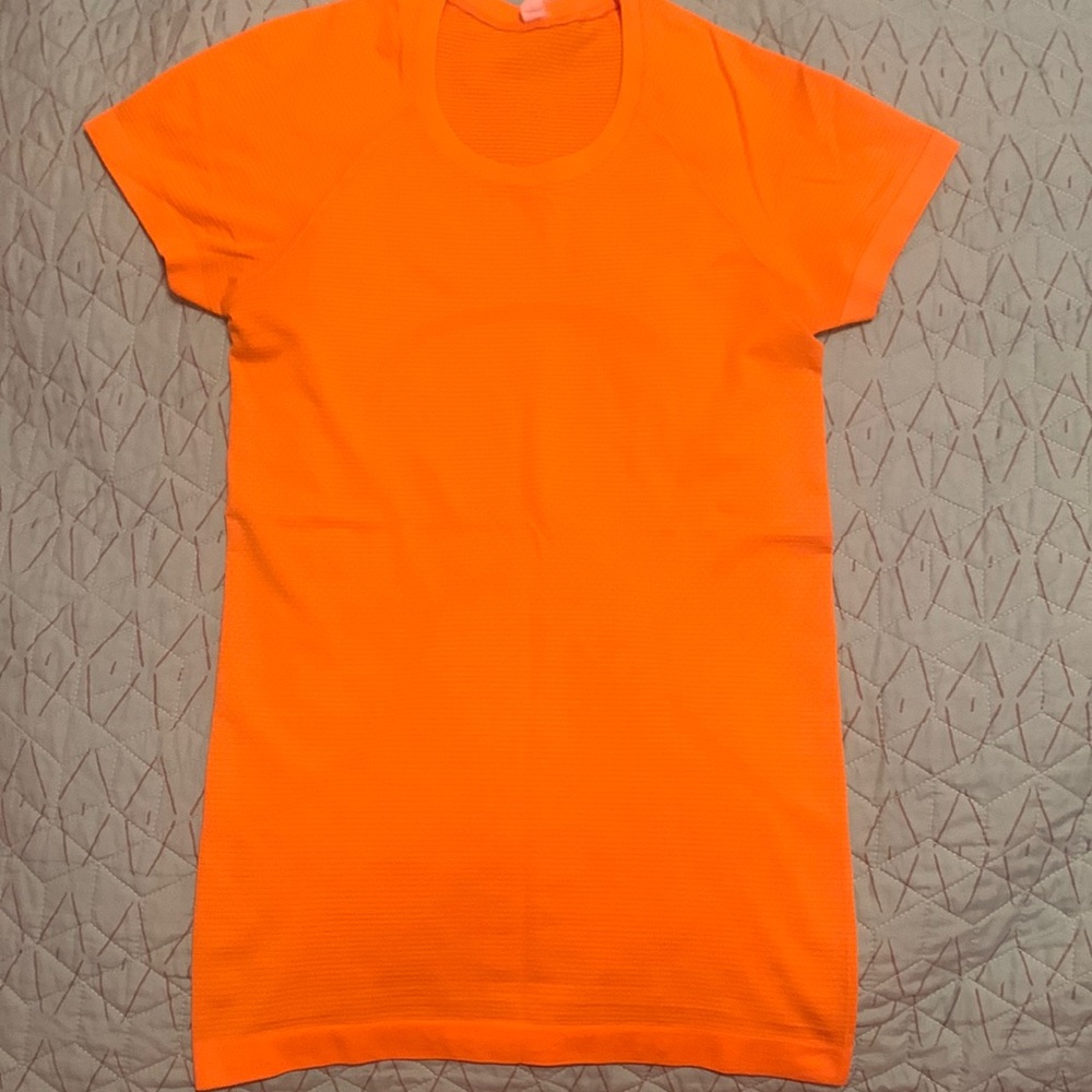 clementine lululemon short sleeve switfly tech